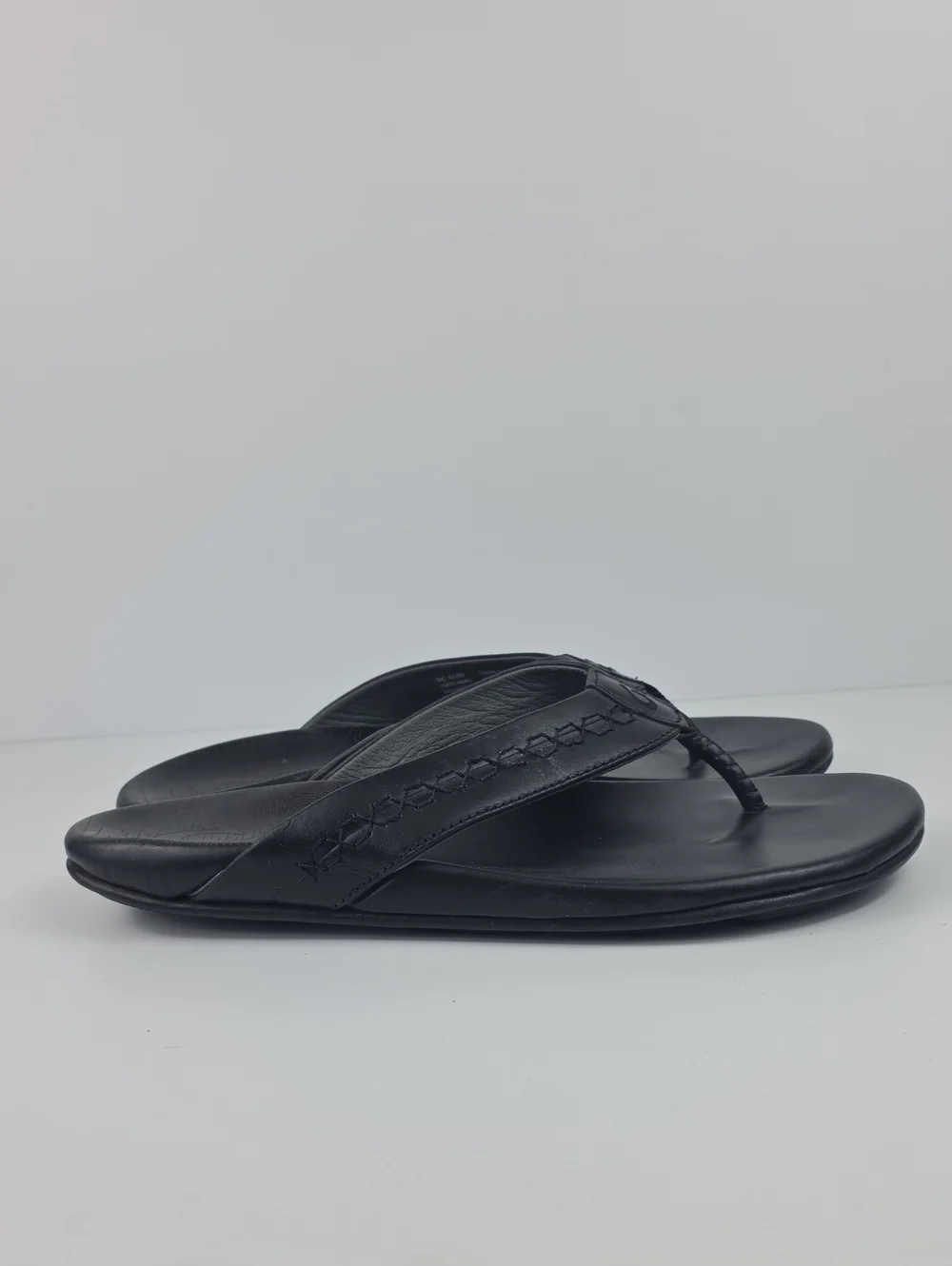 OluKai Honoli'i Black Leather Men's Sandals Size 12